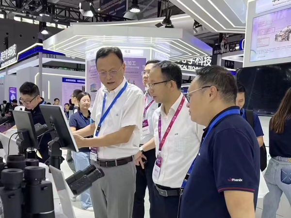 1 光博會(huì).jpg 1 光博會(huì).jpg