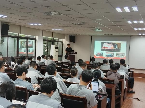 “三維” 叩問(wèn)(1).jpg “三維” 叩問(wèn)(1).jpg